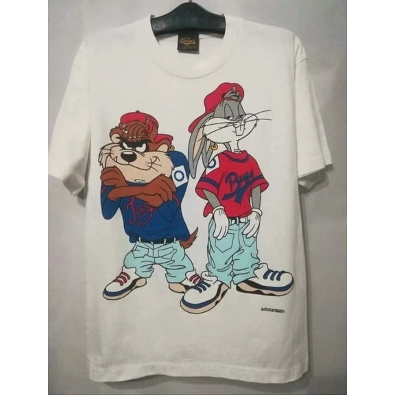 Vintage Looney Tunes cartoon short sleeve white color shirt
