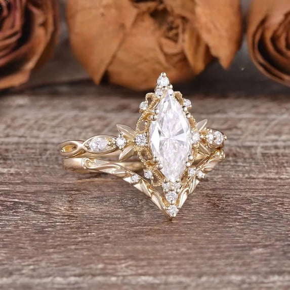 Vintage Marquise Cut Diamond Wedding Ring Set in 14K Yellow Gold Vermeil – Art Deco Filigree Engagement Ring for Women – Milgrain Vine Bridal Set