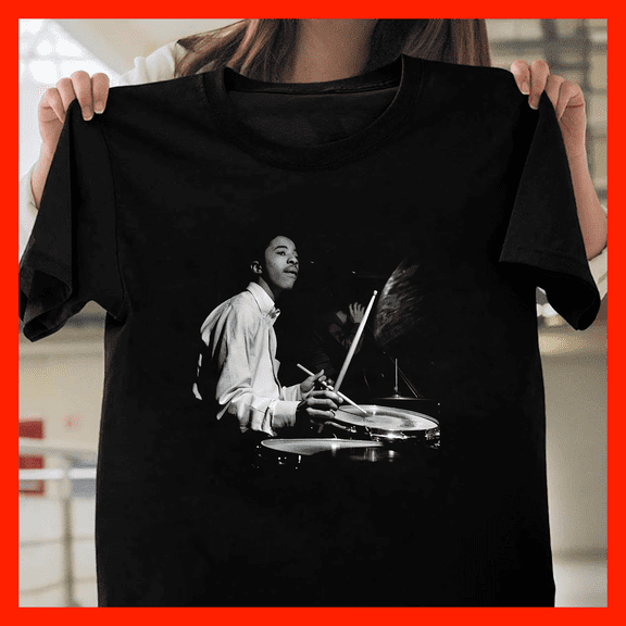 Vintage Musician Black and White Photo Graphic T-Shirt - Cool Art Tee A068, for Unisex, Up to Size 5XL