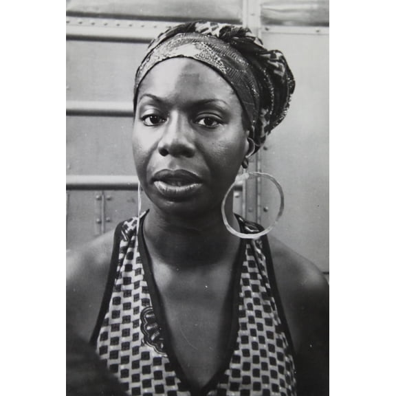 Vintage Nina Simone Poster – Soulful Black and White Icon Vibe | Great Gift 【Photo Paper】