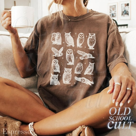 Vintage Owl Illustration Graphic Print T-Shirt | Retro Forest Bird Tee | Woodland Nature Lover Unisex Top