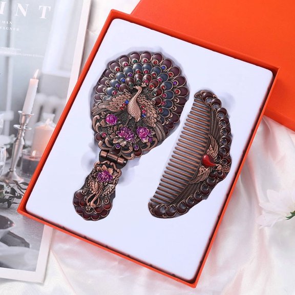 Vintage Peacock Feather Handheld Makeup Mirror, Portable and Standable as a Desktop Ornament, Ins-style European Carved Decoration