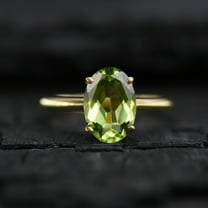 Vintage Peridot Gemstone Ring Stackable Delicate Promise Jewelry Engagement14k Gold Ring August Birthstone Solitaire Women Ring Gift For Her