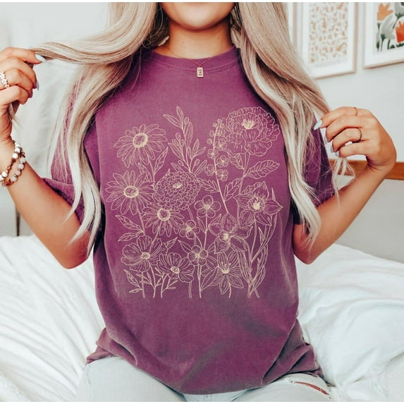 Vintage Pressed Flowers Shirt, Boho Cottagecore Botanical Tee, Wildflower T-Shirt, Floral Gift for Gardener, Aesthetic Nature Lover Tee