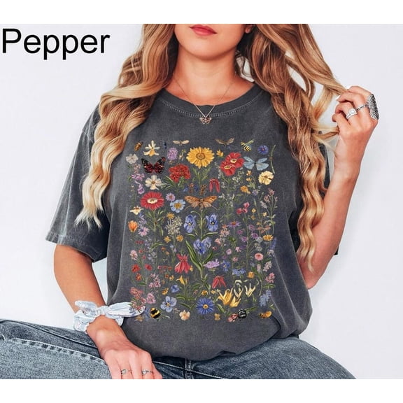 Vintage Pressed Flowers Shirt, Boho Cottagecore Tshirt Botanical Floral Tee Wildflowers Fairycore Gift Garden Lover