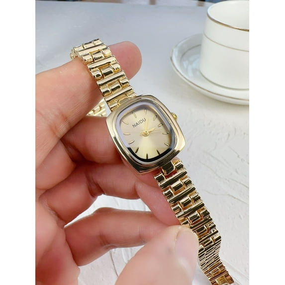 Vintage Small Gold Watch for Women Quartz Fashion Niche Hot Style Simple Retro Wristwatch