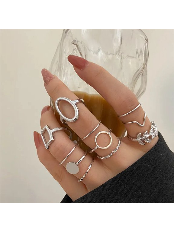 Vintage Stackable Ring Set for Women, Moon Star Heart Crystal Knuckle Rings, Multiple Thin Boho Midi Finger Rings, Fashion Layered Ring Pack for Daily Party Jewelry Gift