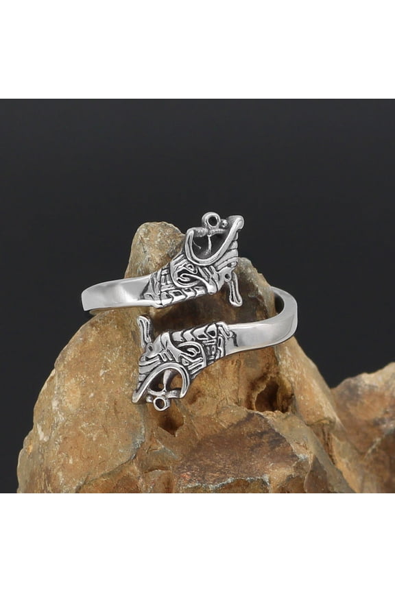 Unisex Wolf Head Ring Vintage Stainless Steel Norse Viking Ring Domineering Geometric Ring for Men or Women Statement Animal Jewelry Fashion Biker Ring