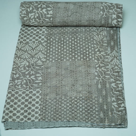 Vintage Style Grey Geometric Indian Kantha Quilt – Cotton Block Print Bedspread, Abstract Pattern Blanket for All Season Bedding