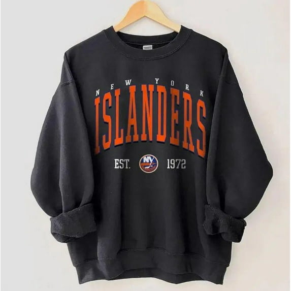Vintage Style New York Sweatshirt, New York Hockey Crewneck, College Sweatshirt, Hockey Fan Gifts, Light Blue Color, Size M