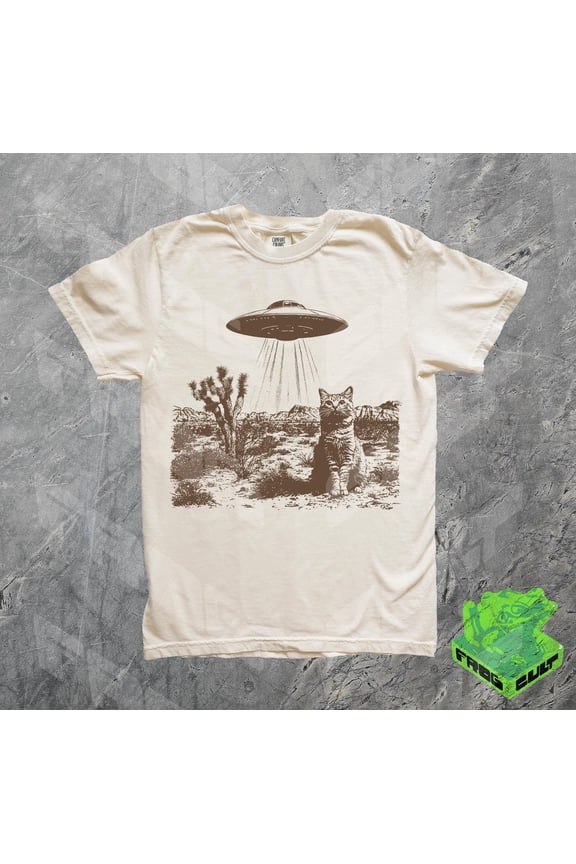 Vintage UFO Cowboy Cat Shirt, Retro T-Shirt, Retro 90s Western TShirt, Rodeo Shirt, Wild West Kitten Shirt, Funny Gag Gift Tee, Meme Shirt