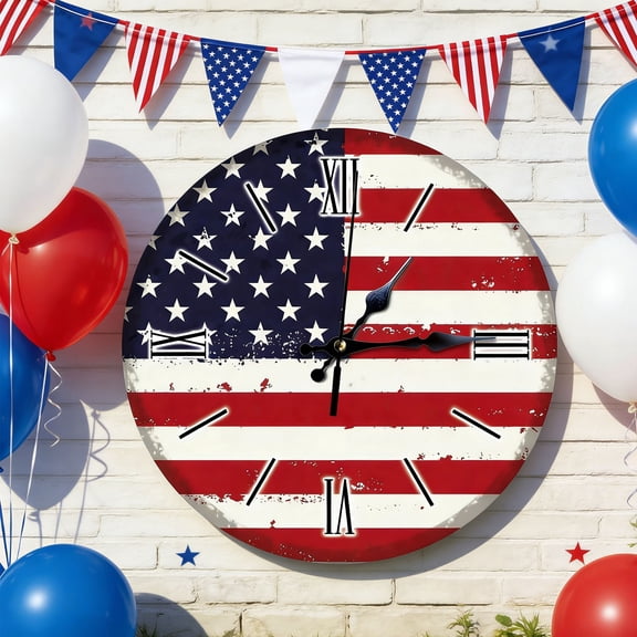Vintage USA Flag Wall Clock, Patriotic Round Vintage Wall Clock, Silent Non-Ticking USA Flag Clock, Patriotic Decor for 4th Of July, Independence Day & Home Wall.