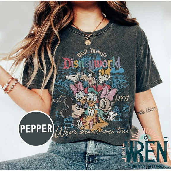 Vintage Walt Disney Disneyworld Est 1971 Comfort Colors T-Shirt , Disney Family Vacation 2025 Shirt, Disney Group