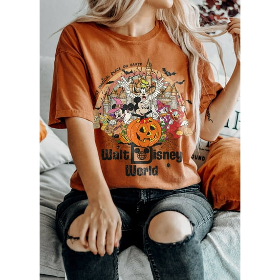 Vintage Walt Disney World Halloween T-Shirt For Men Women, Mickey And Friend Halloween Shirt, Disneyworld Halloween Shirt, Disney Family Halloween Trip Tee