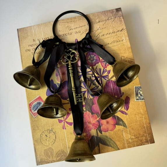 Vintage Witch Wind Chimes Pendants, Bat Dragon Bird Rabbit Wolf Windchimes Outdoors, Vintage Hanging Halloween Decorations, Exquisite Mysterious Bells Birthdays Gifts for Boys Girls