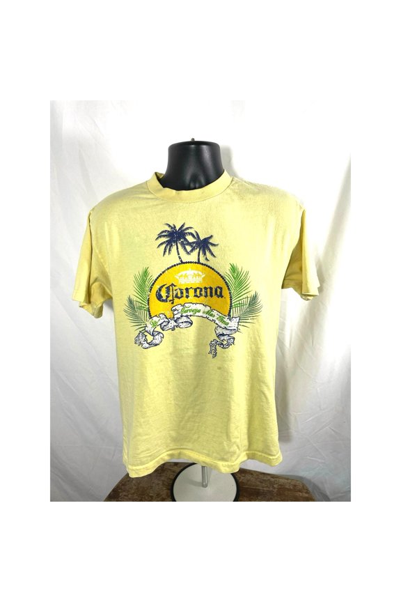 Vintage Yellow Palm Tree Graphic T-Shirt for Relaxed Summer Style
