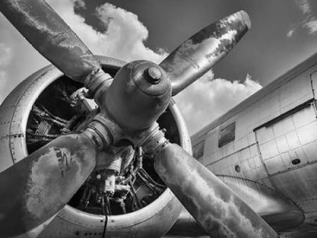 Vintage aircraft propeller Canvas Art - Anonymous (22 x 28)