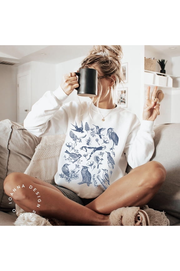Vintage bird floral sweatshirt Cottagecore bird watching wildflower sweater trendy aesthetic bird nerd retro shirt birthday her Sweatshirt All Size S-5XL