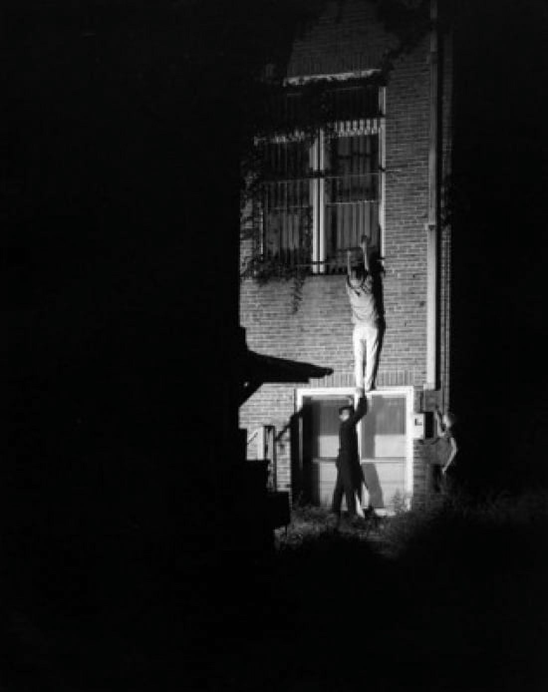 Vintage photograph of burglars breaking into house Canvas Art - (18 x 24)