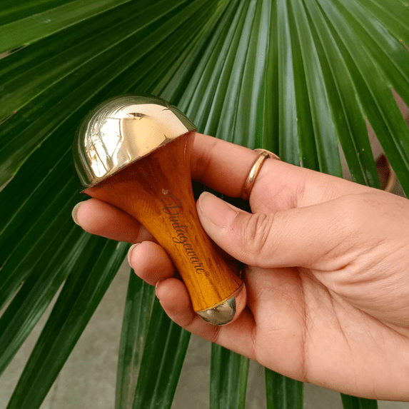 Vintageware® Luxury Kansa Wand Massager, Natural Kansa Wand with Teak Wood Handle for Relaxation and Detoxification, Double Sided Kansa Wand For Foot (Natural Brown, Double Side-Small-3.5 Inch)