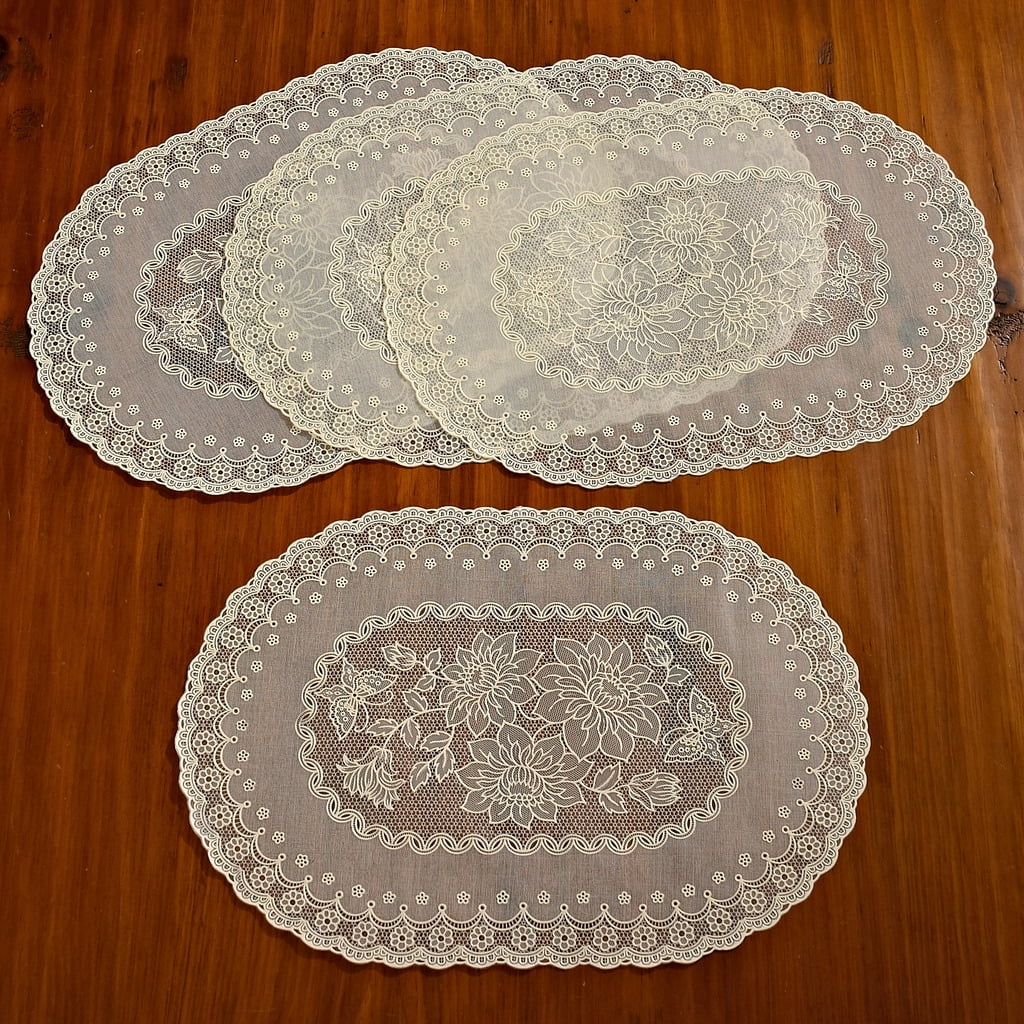 Vinyl Lace Placemat (Set of 4)