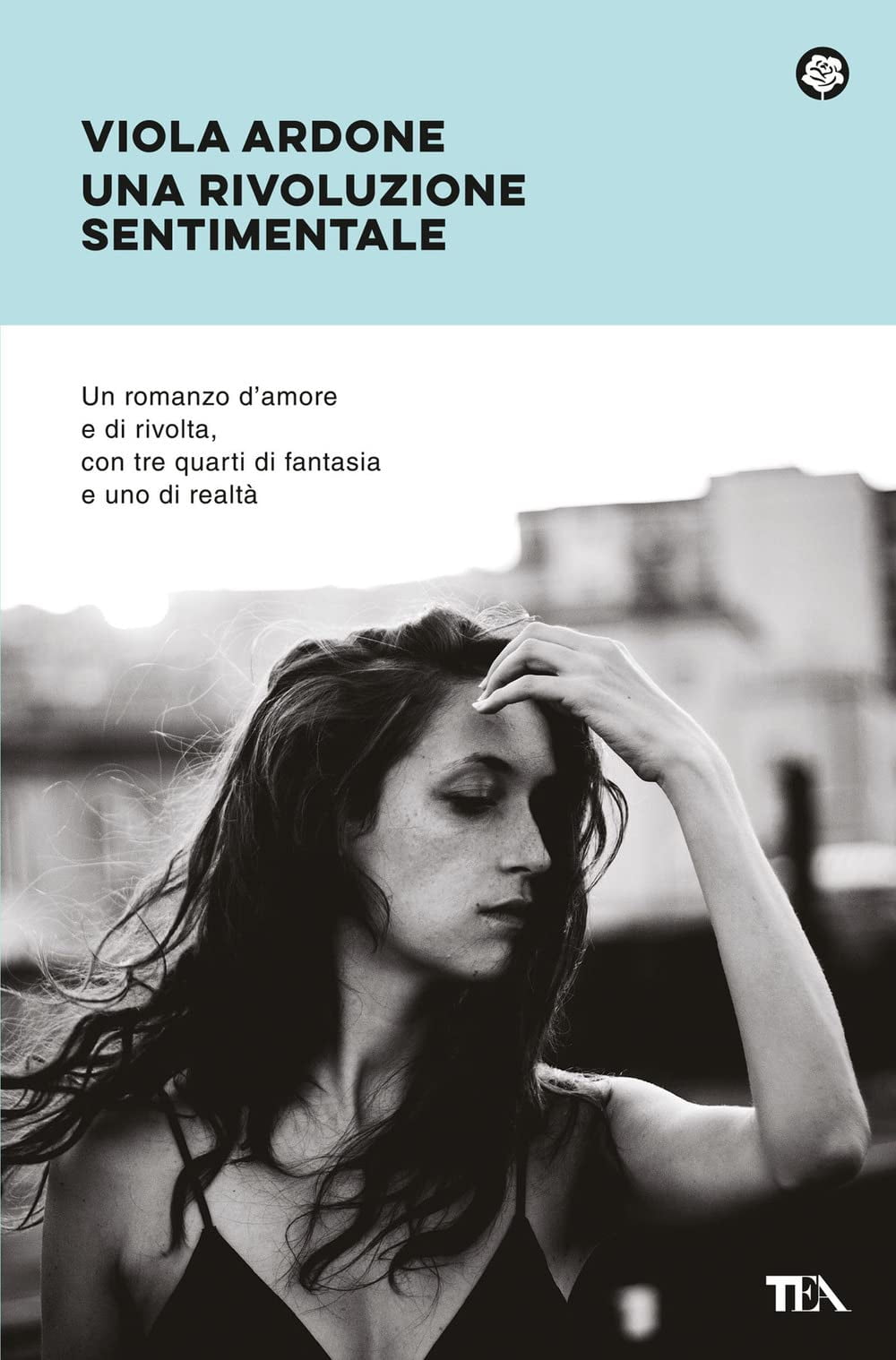 Viola Ardone Una rivoluzione sentimentale (Paperback)