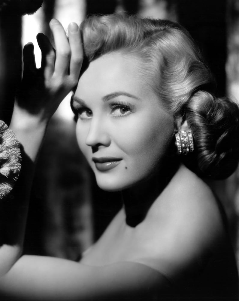 Virginia Mayo Canvas Art - (16 x 20)