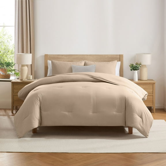 Virtu Comforter Sets, All Season Lightweight Solid Queen Comforter Set, 3-Pc Bedding Sets, Sand