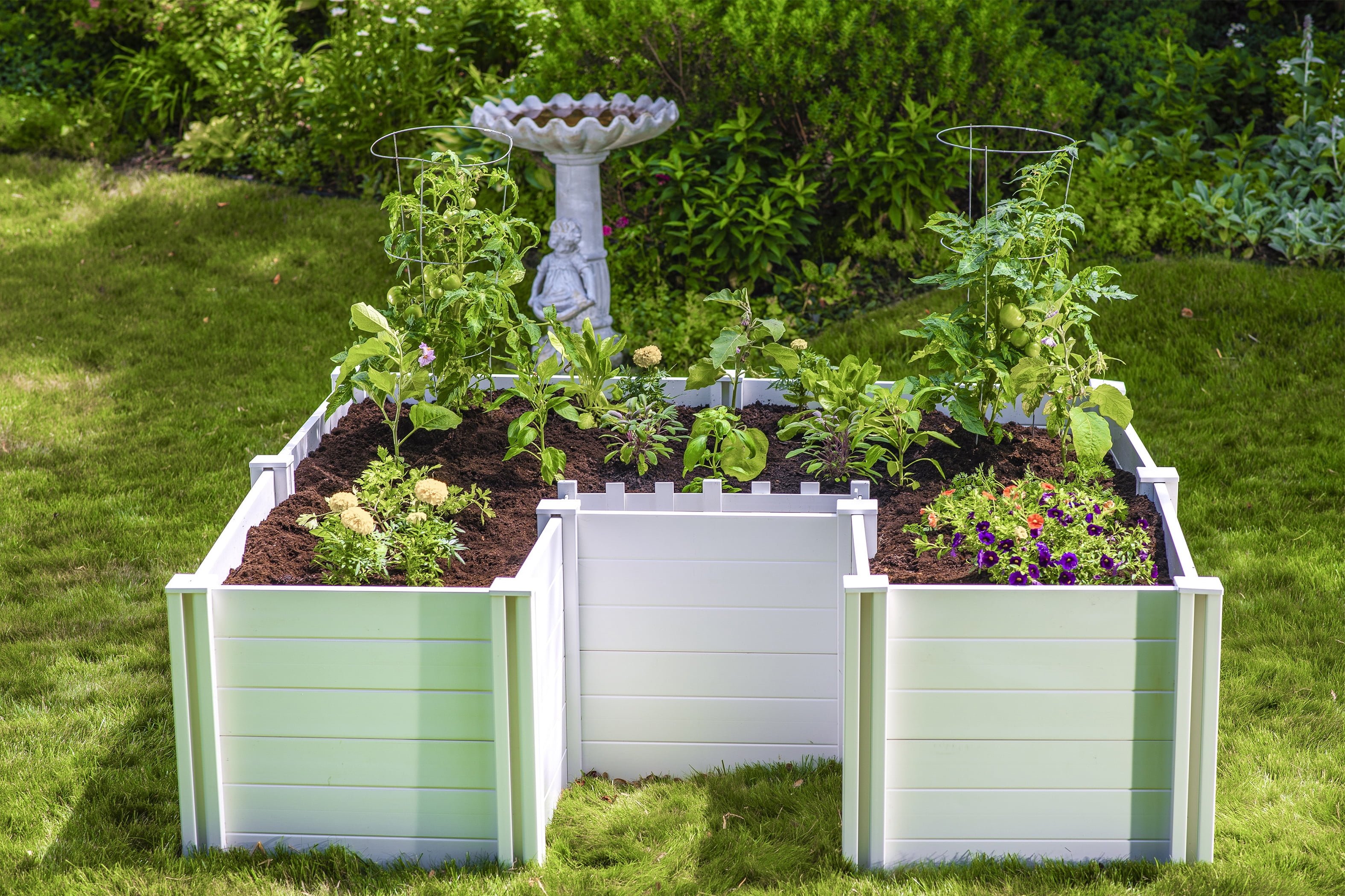 Classic White Vinyl Keyhole Raised Garden Bed with Composting Basket