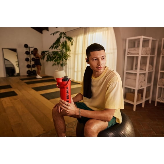 Vitalize Shaker Bottle 20 oz | Leakproof Insulated Stainless Steel Shaker Cup | Base Storage and Twist On Fast Flow Lid | Protein Shakes and Pre Workout Powder | BPA-Free | Chili Red