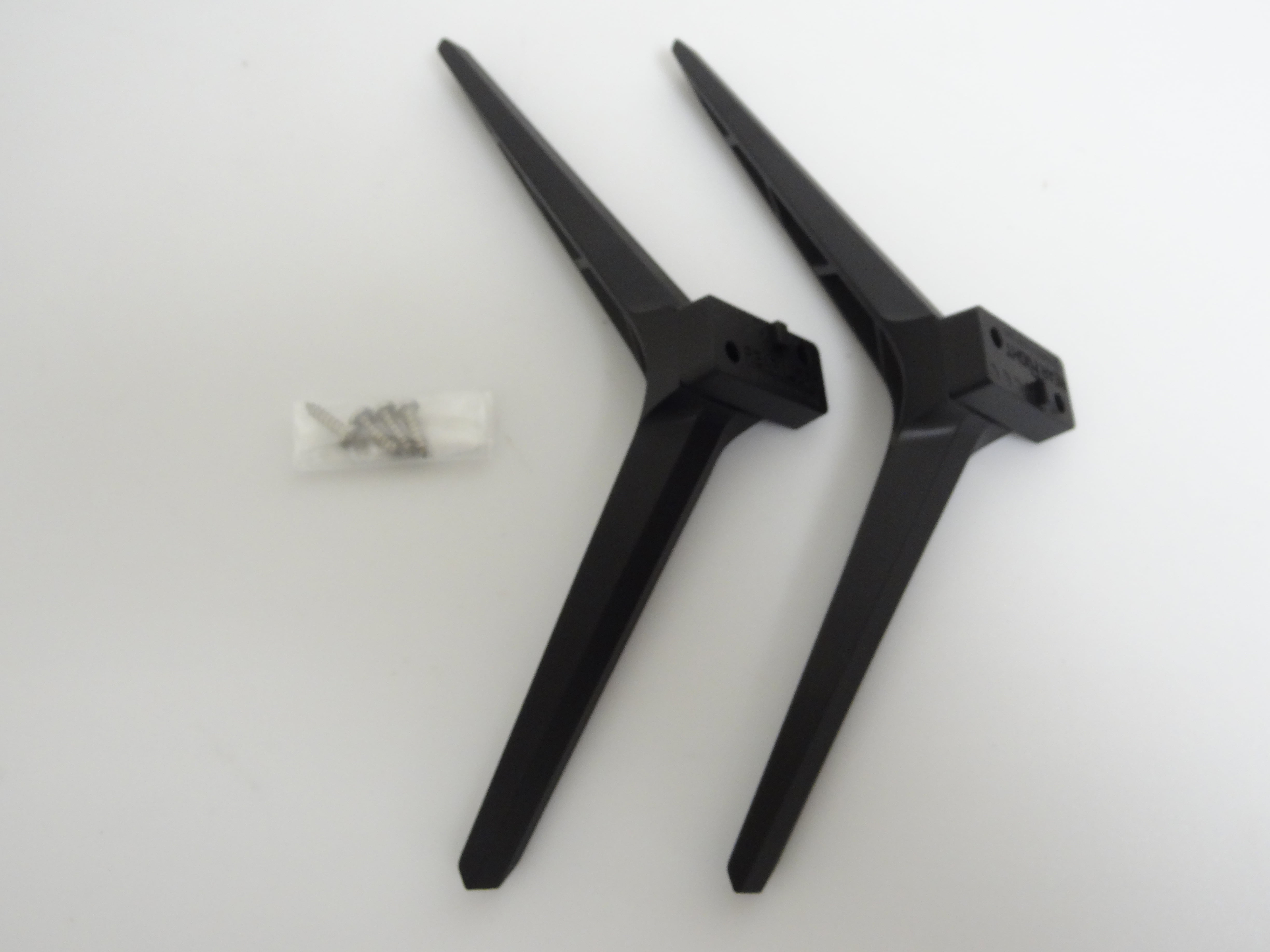 Vizio V505-J09 TV Stand Legs W/ Screws - NEW (7H08B)