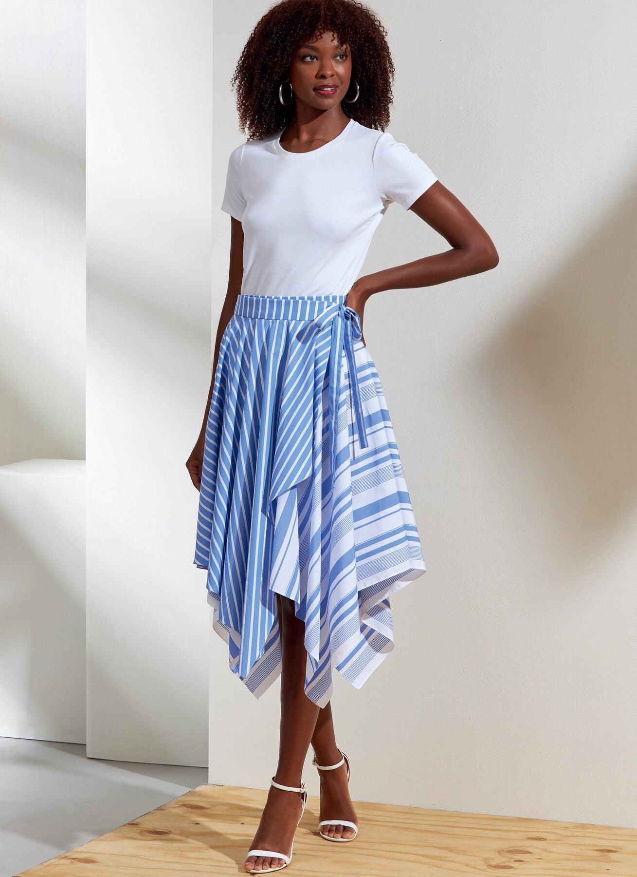Vogue Sewing Pattern V1872 - Misses' Skirts, Size: F5 (16-18-20-22-24)