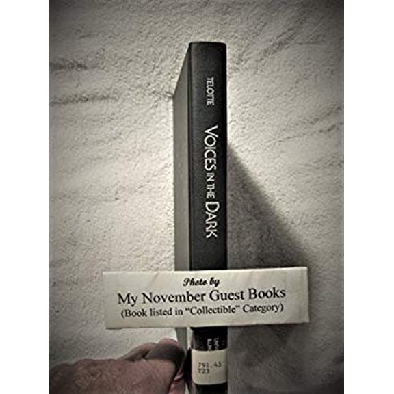Pre-Owned Voices in the Dark : The Narrative Patterns of Film Noir 9780252015700