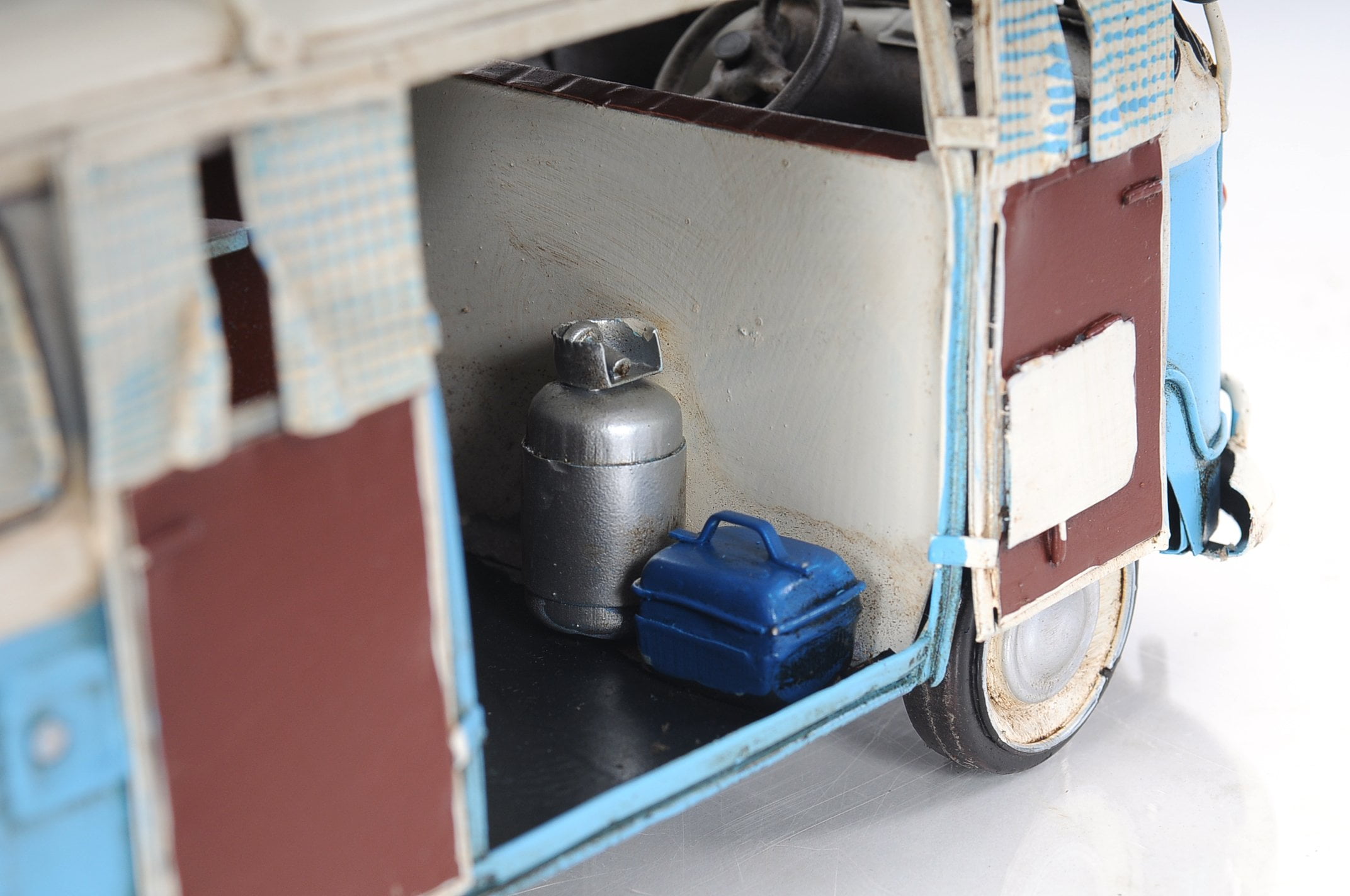 Volkswagen Camp Bus Iron Vintage VW Van Model Car Vintage Style by Xoticbrands - Veronese Size (Small)