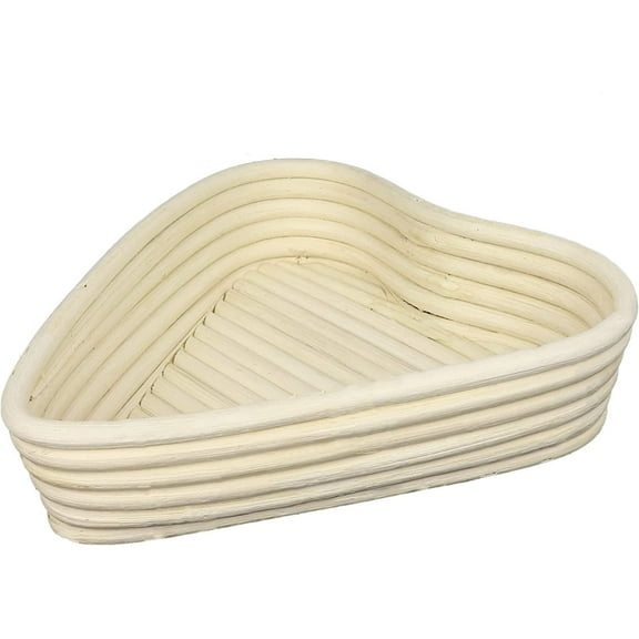 Vollum Bread Proofing Basket Banneton Baking Supplies for Beginners & Professional Bakers, Handwoven Rattan Cane Bread Maker for Artisan Breads, 8.5 Inch x 2.5 Inch, Heart-Shape Brotform