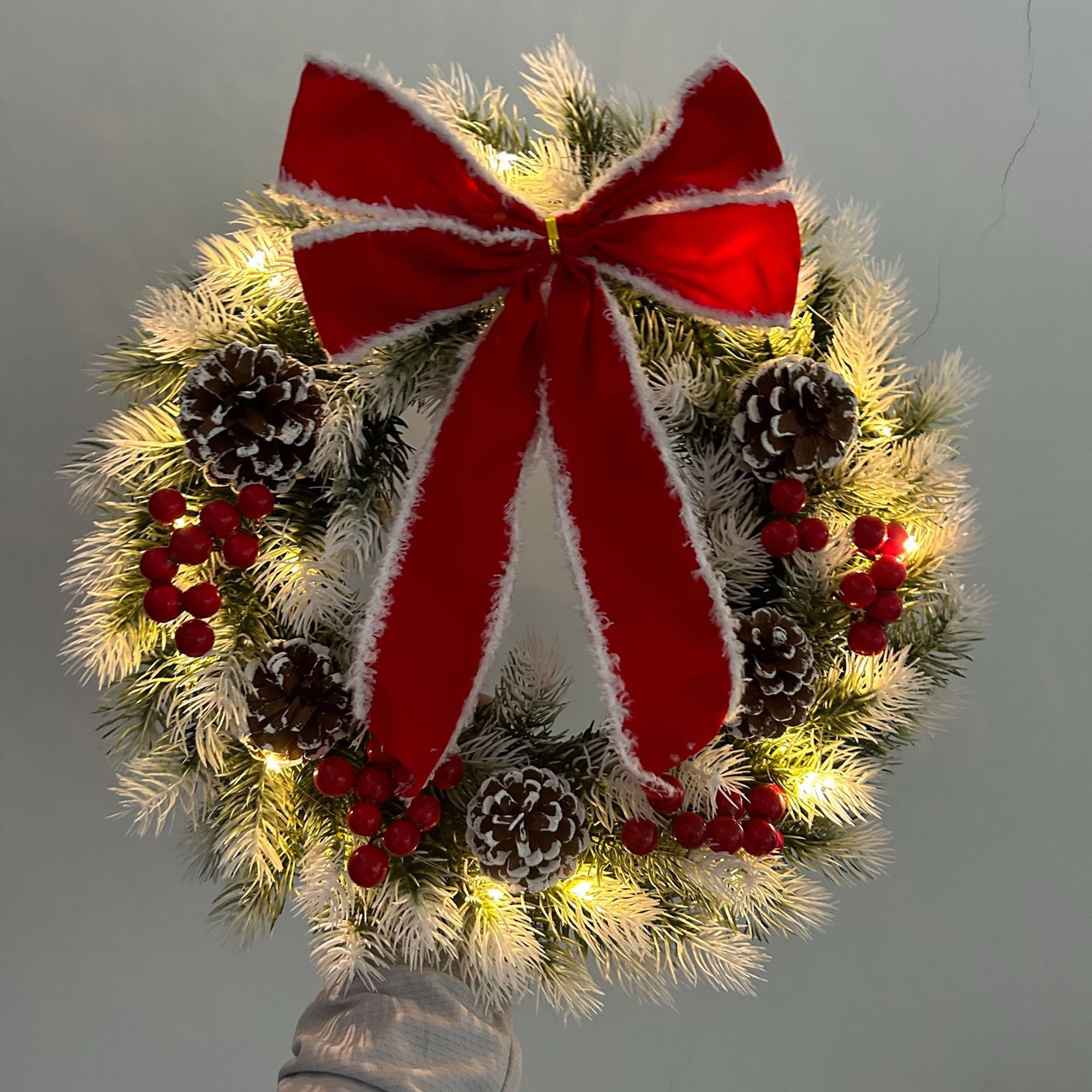Votuleazi Lighted Christmas Wreath with Red Bow, Light Up Christmas