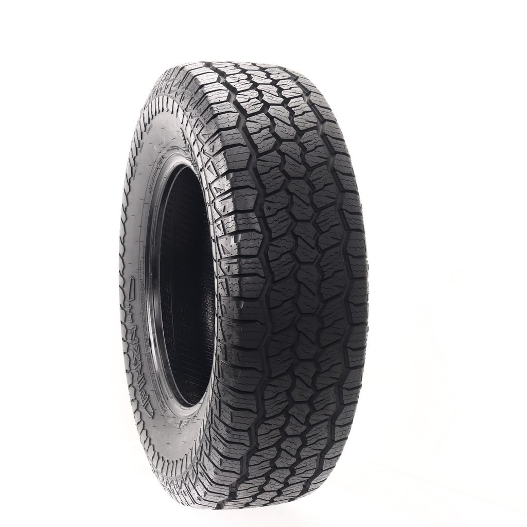 Vredestein-Pinza-AT-265-70R17-