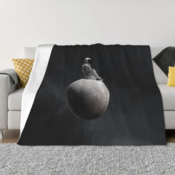 Vsdgher Astronaut Sitting On Mercury Planet Pattern Fleece Throw Blanket, Horizontal Fleece Bedding Home Decor for Couch & Bed All Season Use -80"x60"
