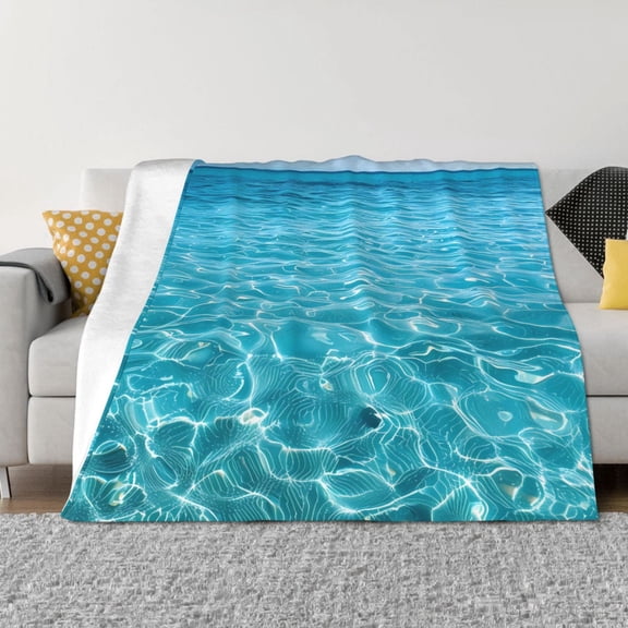 Vsdgher Crystal Clear Ocean Waves Pattern Fleece Throw Blanket, Horizontal Fleece Bedding Home Decor for Couch & Bed All Season Use -50"x40"