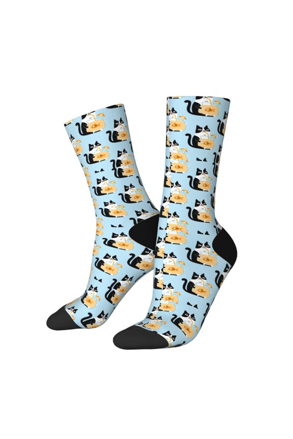 FUNNY CAT IS DRINKING WATER Crew Socks for Men & Women, Breathable Casual Athletic Ankle Socks