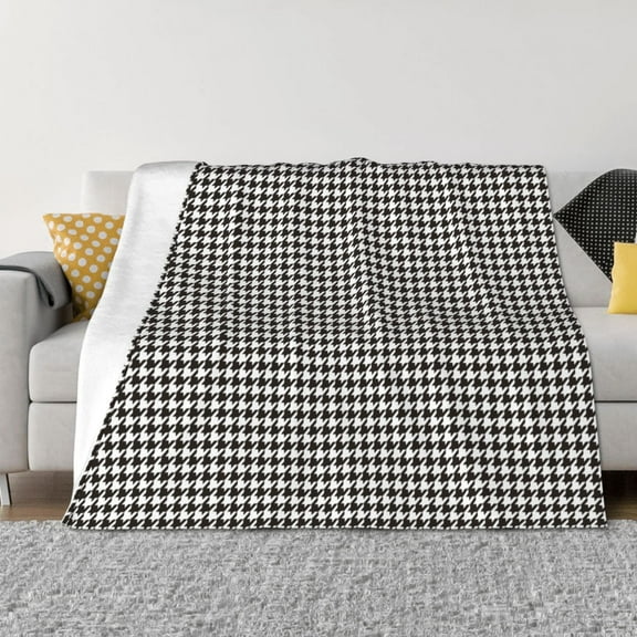 Vsdgher Houndstooth Black And White Pattern Fleece Throw Blanket, Horizontal Fleece Bedding Home Decor for Couch & Bed All Season Use -40"x30"