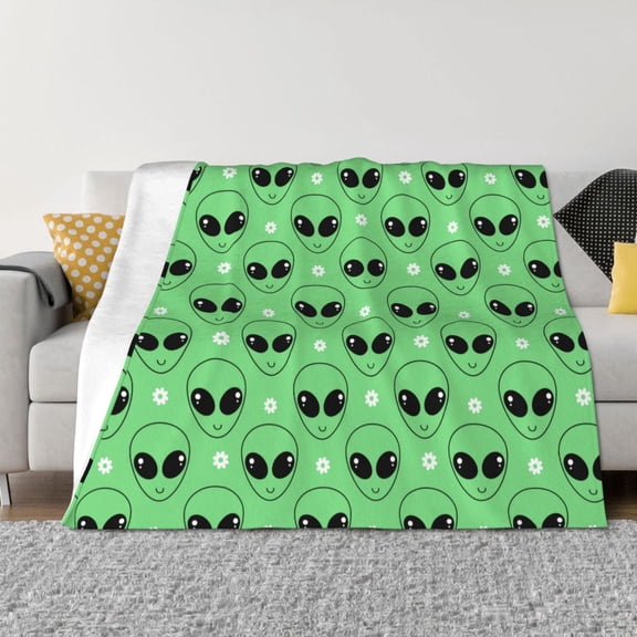 Vsdgher alien cartoons Pattern Fleece Throw Blanket, Horizontal Fleece Bedding Home Decor for Couch & Bed All Season Use -50"x40"