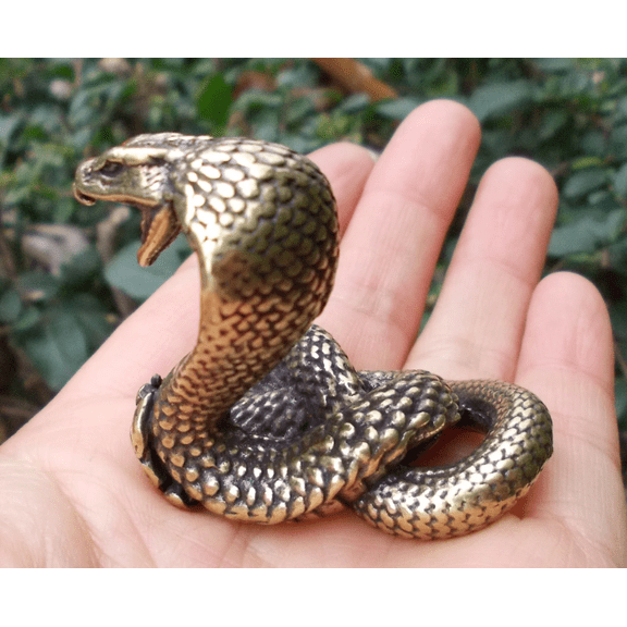 Vtgbrasslover Vtg Vintage style copper cobra Statues figure small Ornament, Mini toys gift FengShui Decor Animal 12 Zodiac Year cobra fr209