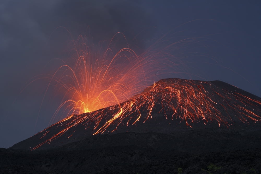 Vulcanian eruption of Anak Krakatau volcano Sunda Strait Java Indonesia Canvas Art - Richard RoscoeStocktrek Images (35 x 23)