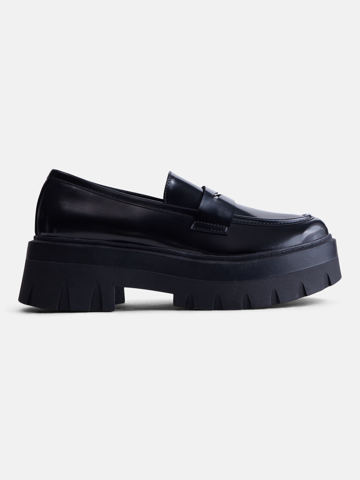 No Boundaries Women’s Platform Loafers