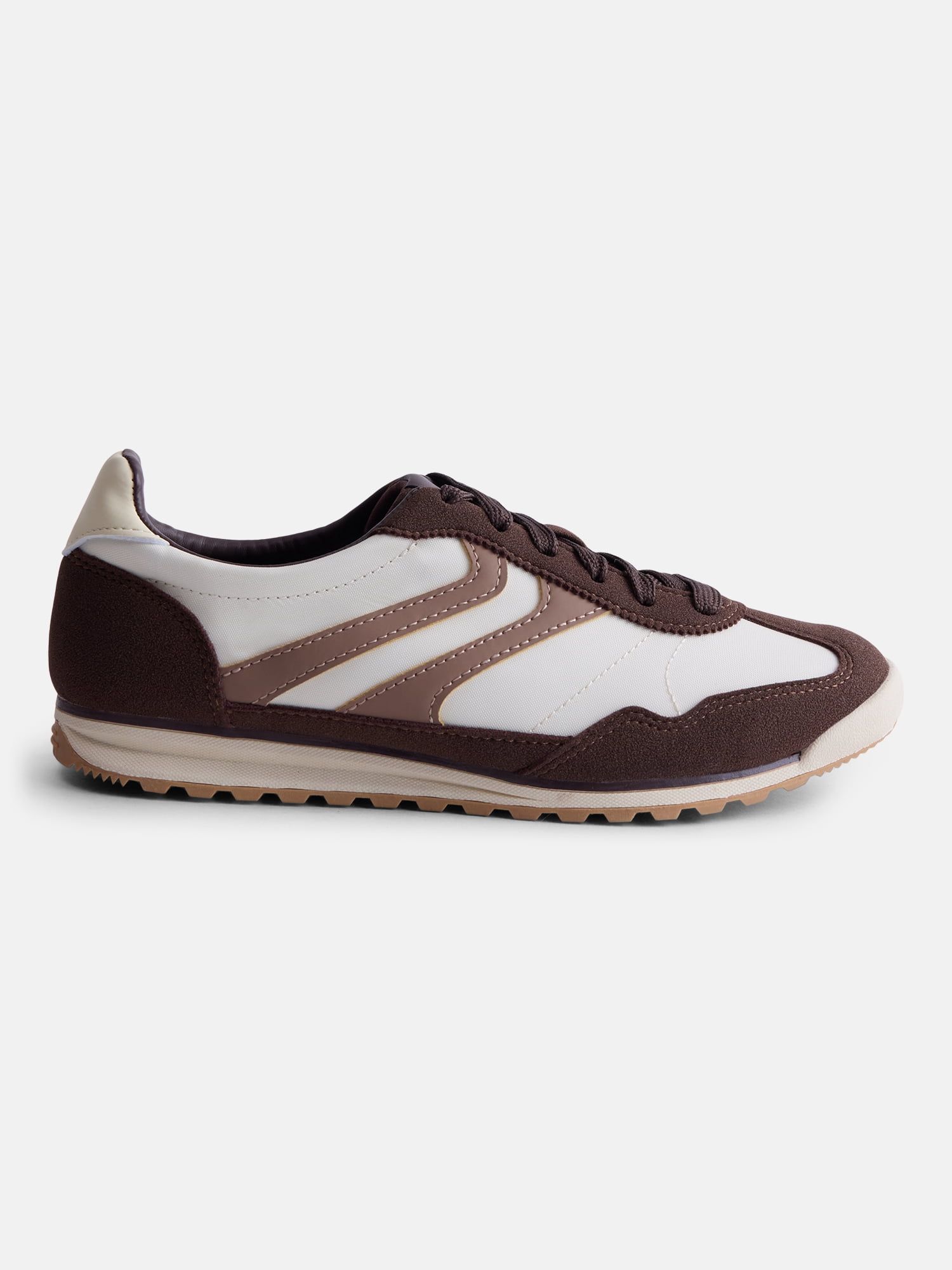 No Boundaries Women's Retro Inspired Lace Up Sneakers