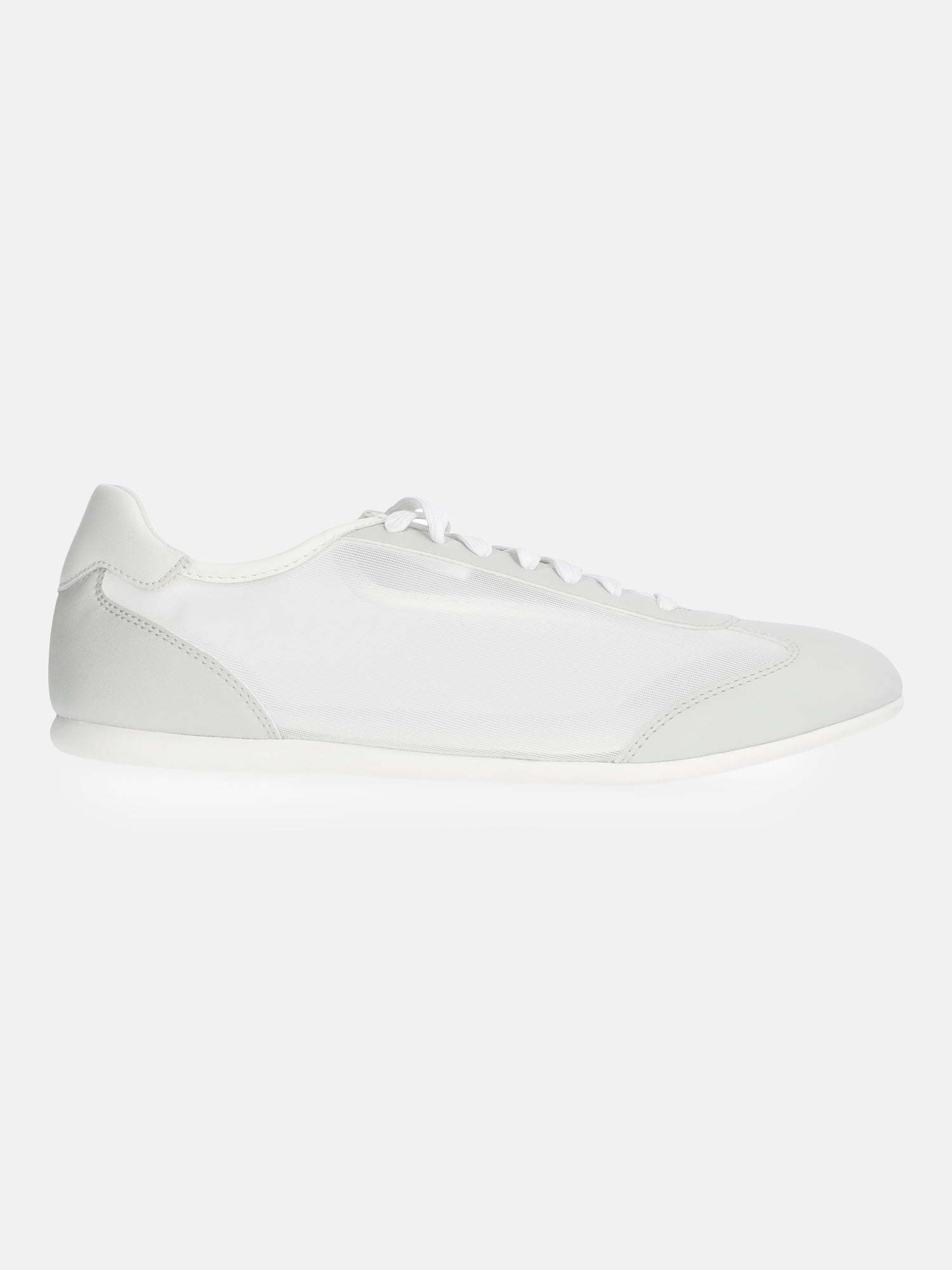 Scoop Women's Lace-Up Mesh Sneakers