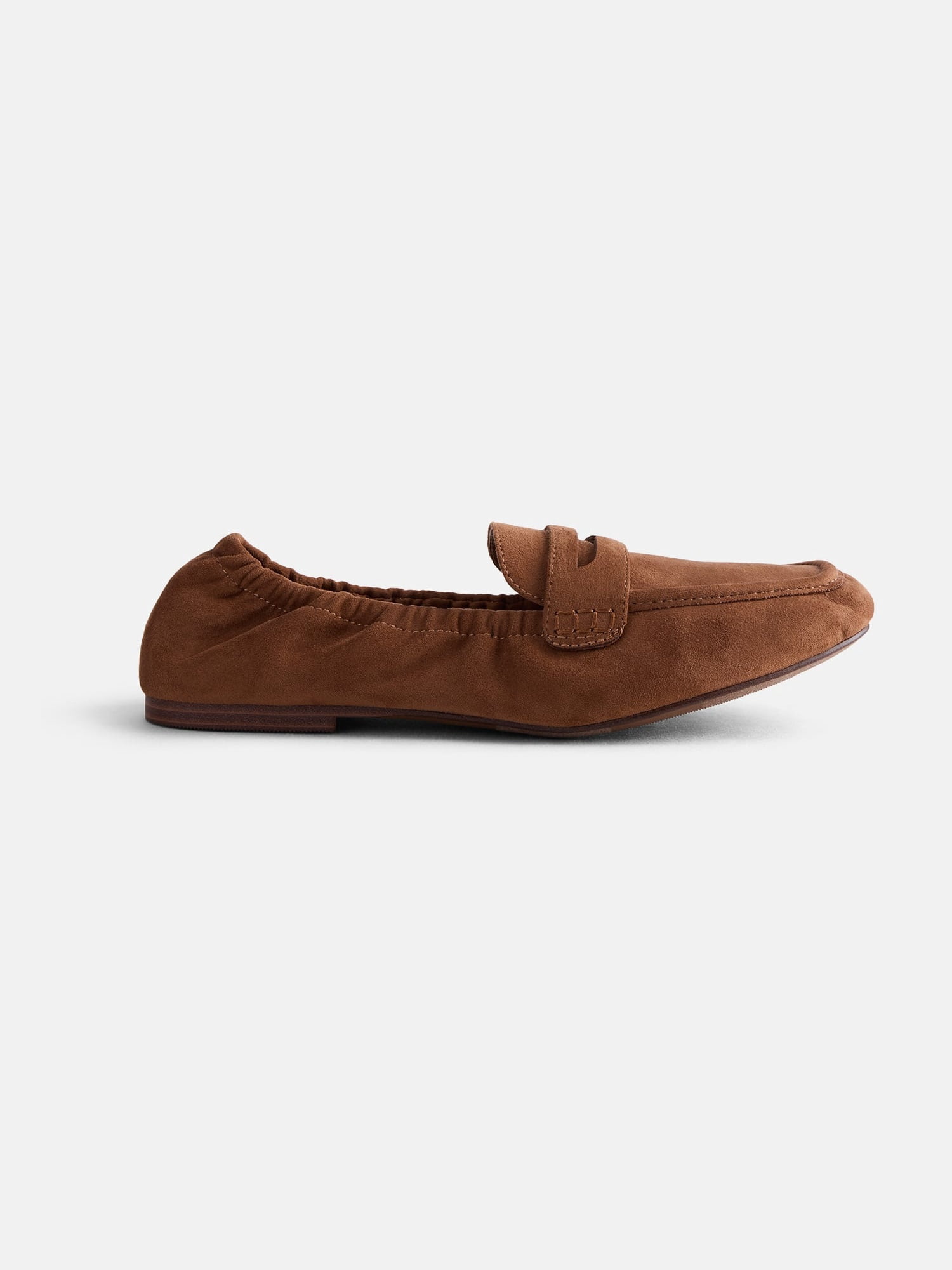 Scenario Women's Faux Leather Scrunch Loafers