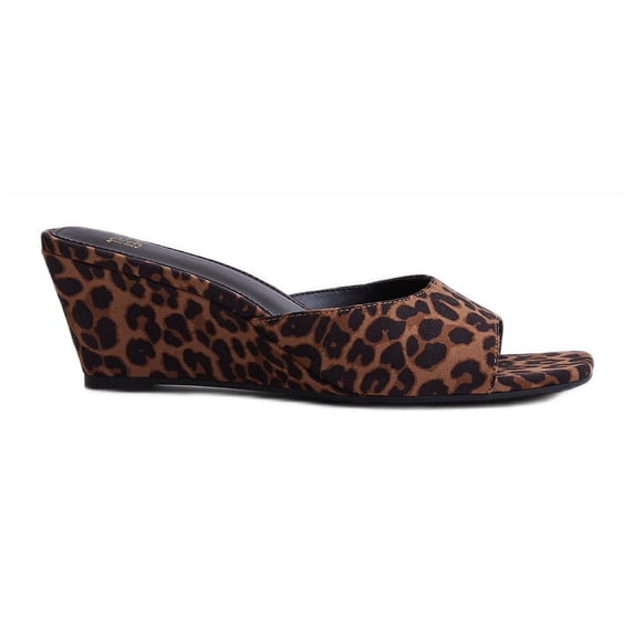 Time and Tru Women's Slip On Wedge Sandals