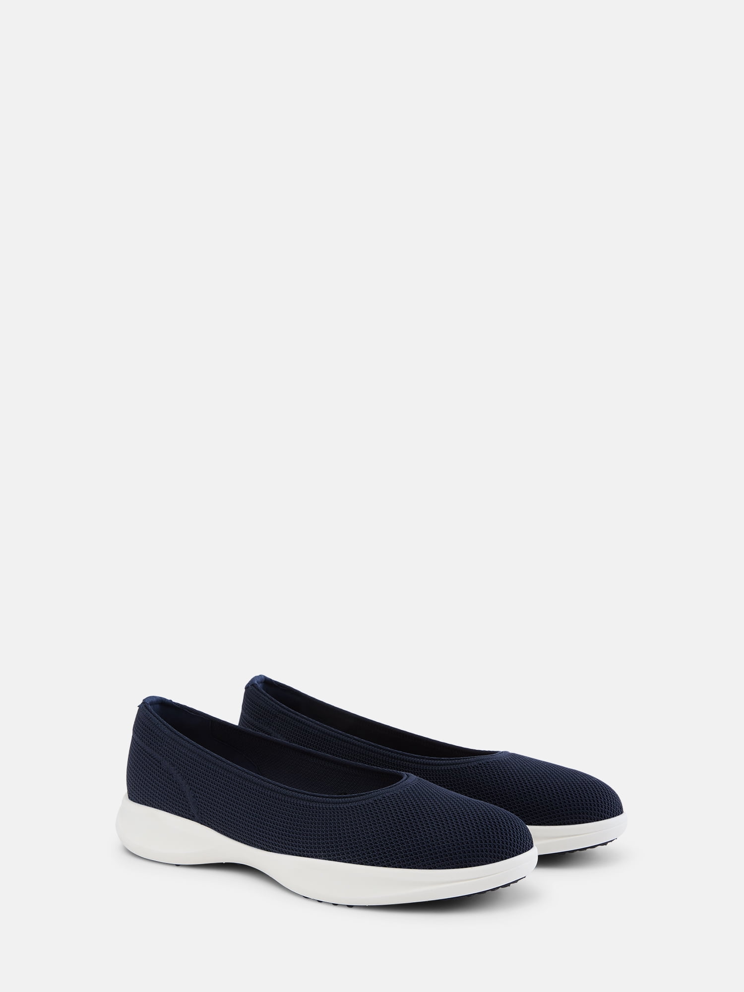 Time and Tru Women's Sporty Comfort Ballet Flats, Wide Width